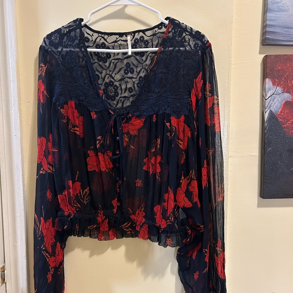Free people woman’s blouse - Picture 3 of 7